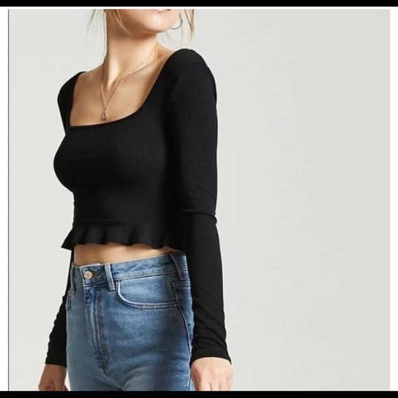 •NWT• F21 Long Sleeve Ruffle Crop Top - Picture 6 of 6